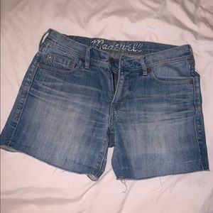Madewell lightwash bermuda shorts